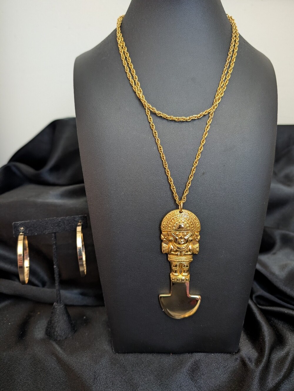 #25. Gold " Peruvian Tumi" Large Pendant Necklace 80s World's Fair Collection
